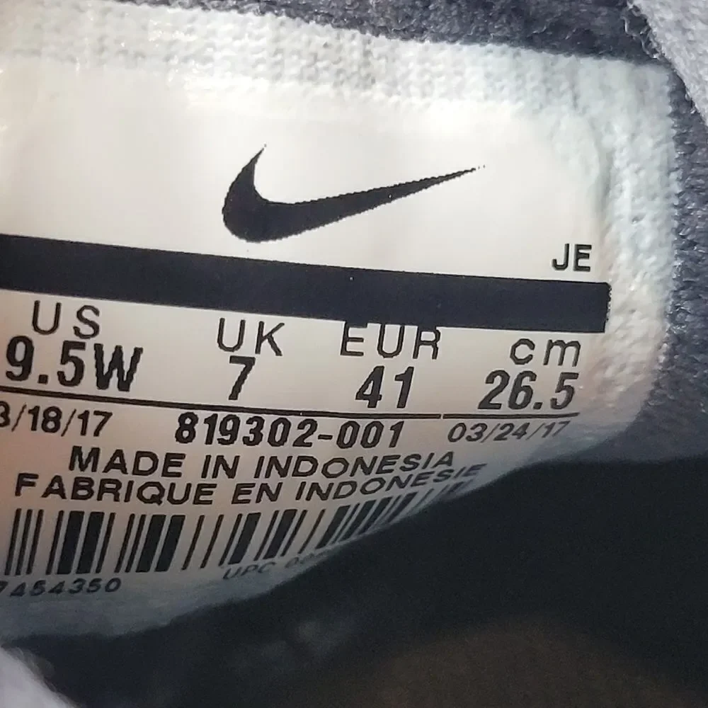 Nike Womens Revolution 3 819302-001 Black Running Shoes Sneakers Size 9.5